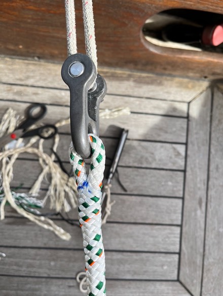 917C6B38-C5CC-475C-9650-42EB2D5C9318 1 105 c