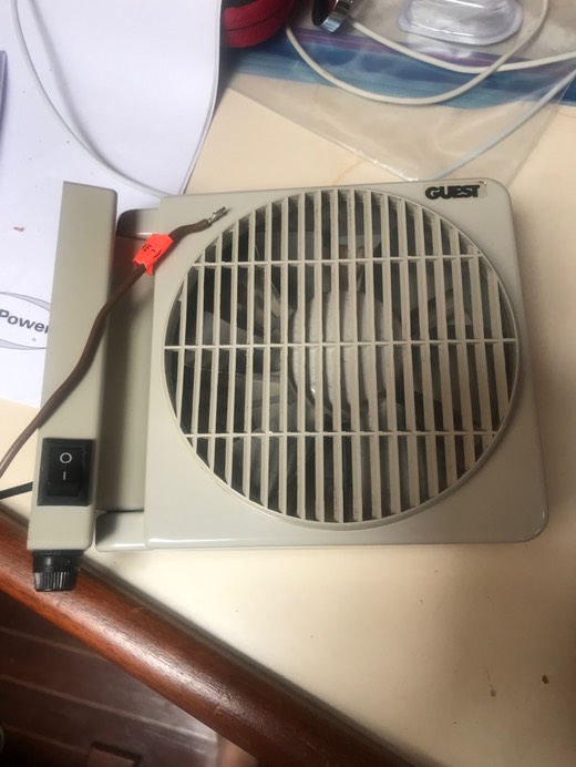 E024C68E-13DB-4A7F-87B1-174322BDAC4F 1 105 c